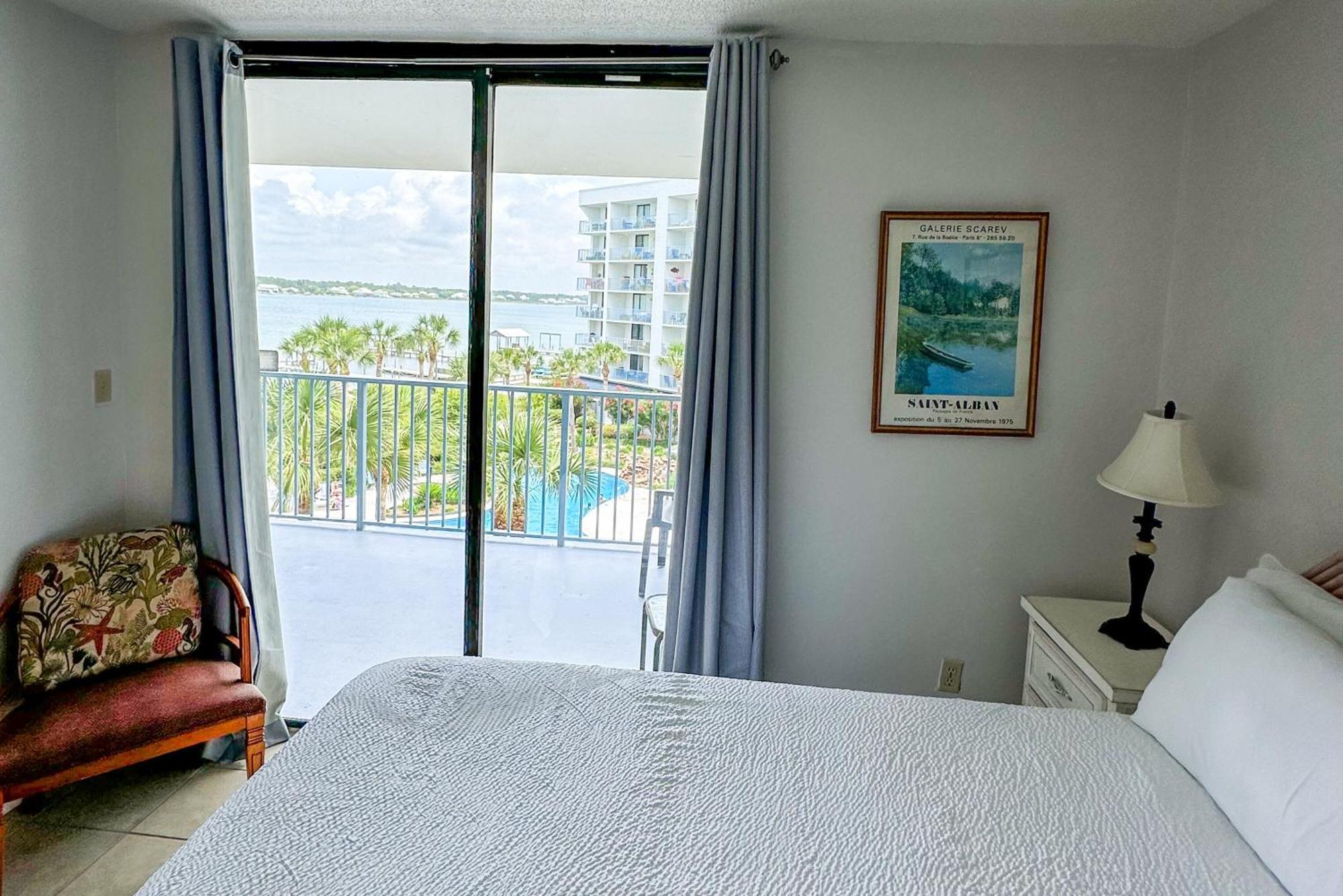 Gulf Shores Surf & Racquet Club Condos II Room photo