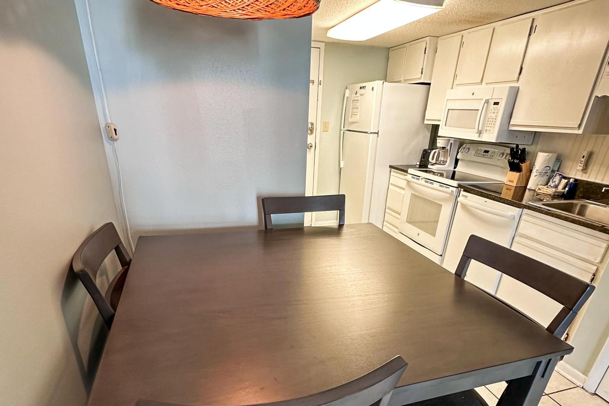 Gulf Shores Surf & Racquet Club Condos II Room photo